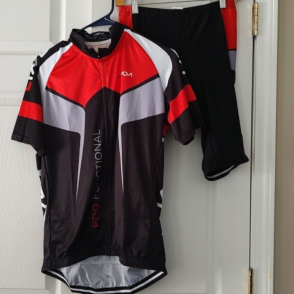 Lixada Pro Cycling Jersey Full Zip Riding Shirt and Shorts Sz EU M (chest 38-40)